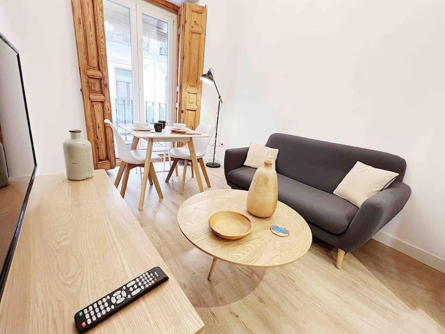 Апартаменты Apartamento Privado De Diseno En Pleno Centro - Atocha Мадрид Экстерьер фото